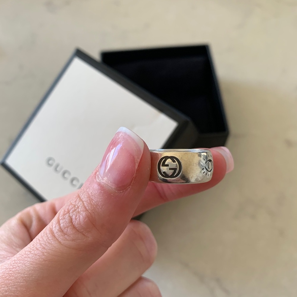 GUCCI ring